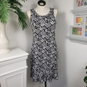 Tommy Bahama Black & White Floral w/ Ruffle Hem Coastal Feminine Medium